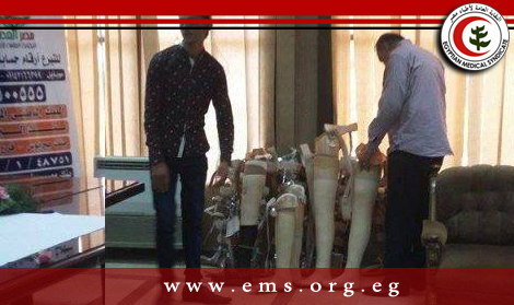 بالصور: مصر العطاء تسلم أطراف صناعية لذوي الاحتياجات الخاصة من محافظة المنيا بـ180  ألف جنيه
